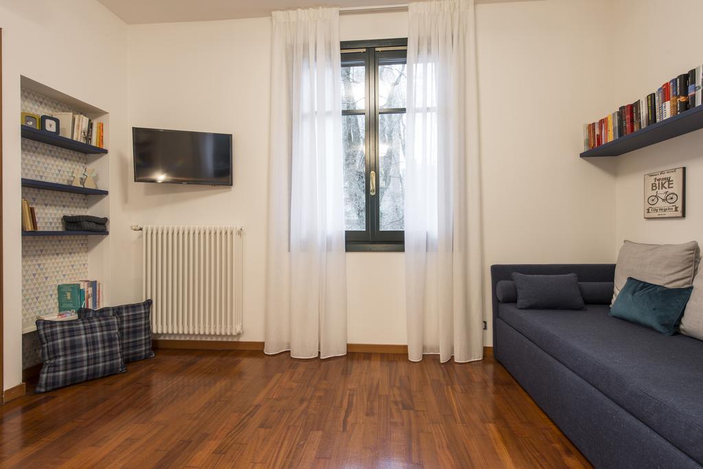 Suite Home Milano Fiera Екстериор снимка