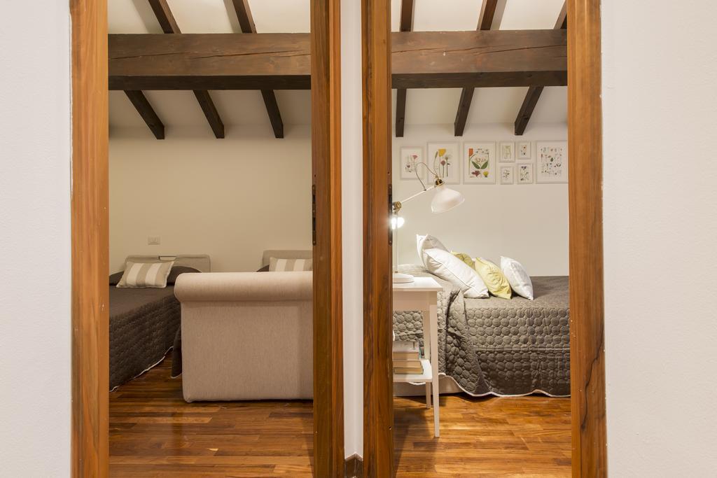 Suite Home Milano Fiera Екстериор снимка