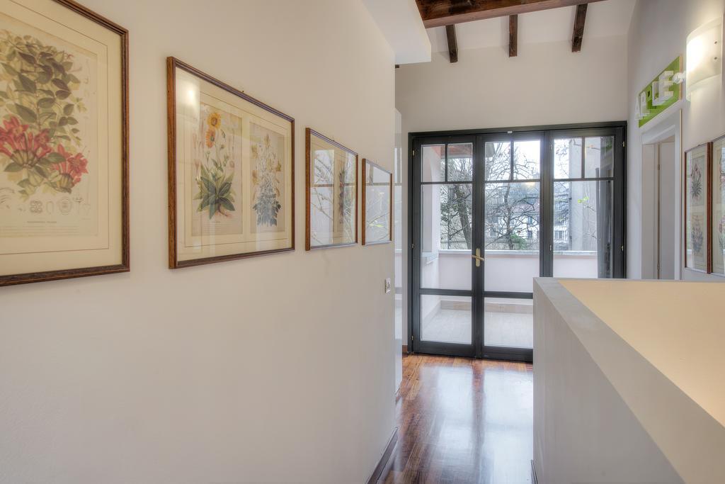 Suite Home Milano Fiera Екстериор снимка